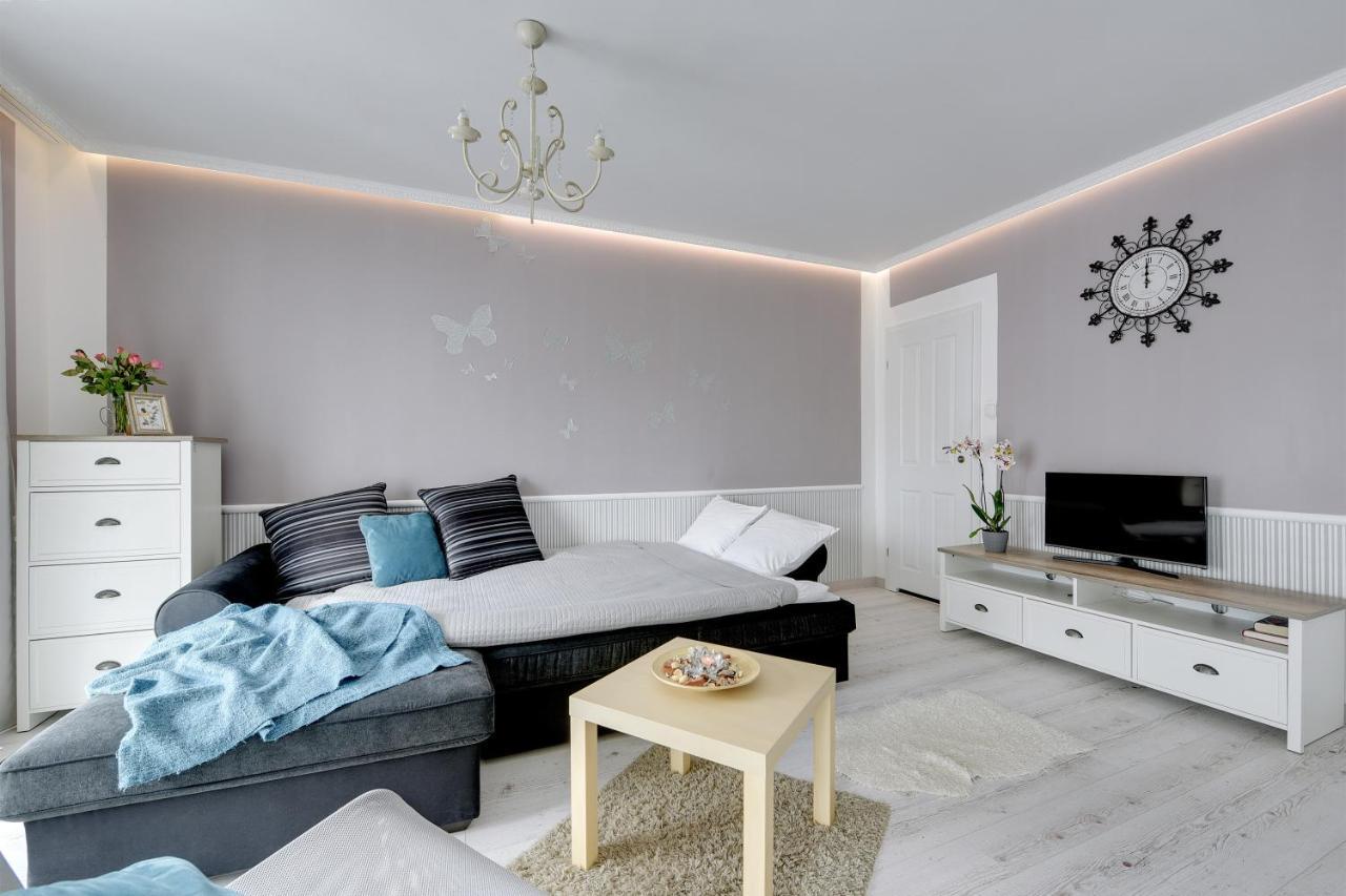 Granary Island Apartments กดัญสก์ ภายนอก รูปภาพ